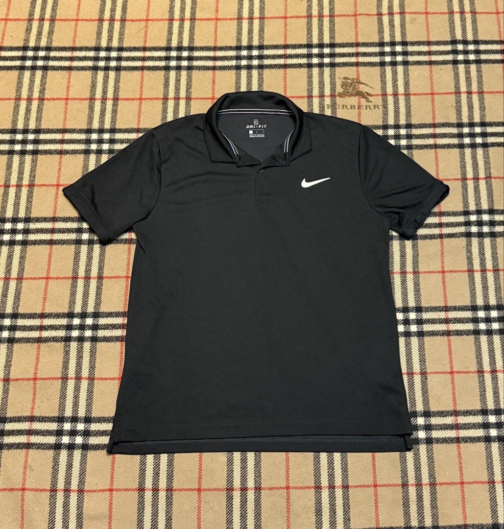 Nike Polo Shirt (Category: Tshirts & Polo Shirts ) located in Cavite. Submitted by markjoseph24866 (Listing ID 1468975648, Image 1). Description: .