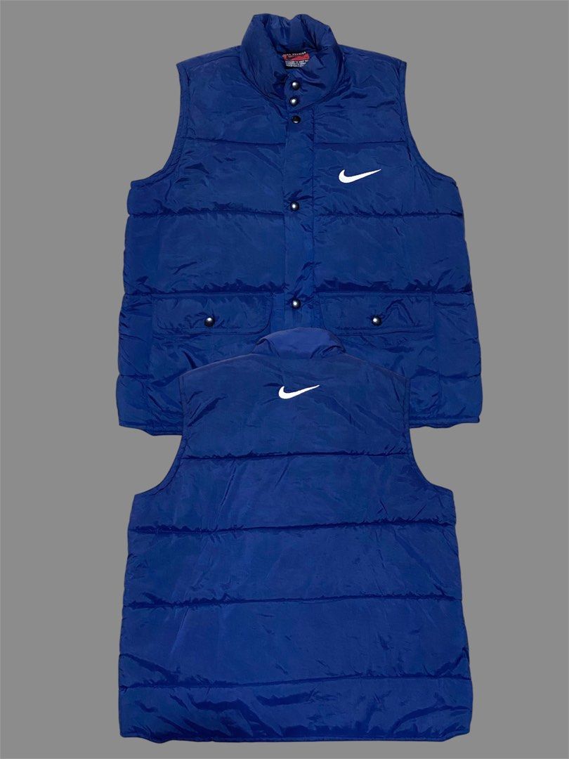 NIKE PUFFER VEST (Category: Vests) located in San Pablo. Submitted by tripnthrift15 (Listing ID 1468942609, Image 1). Description: VINTAGE NIKE PUFFER VEST SIZE LARGE ON TAG COMPLETE TAGS GOOD CONDITION DIMES 22*25 .