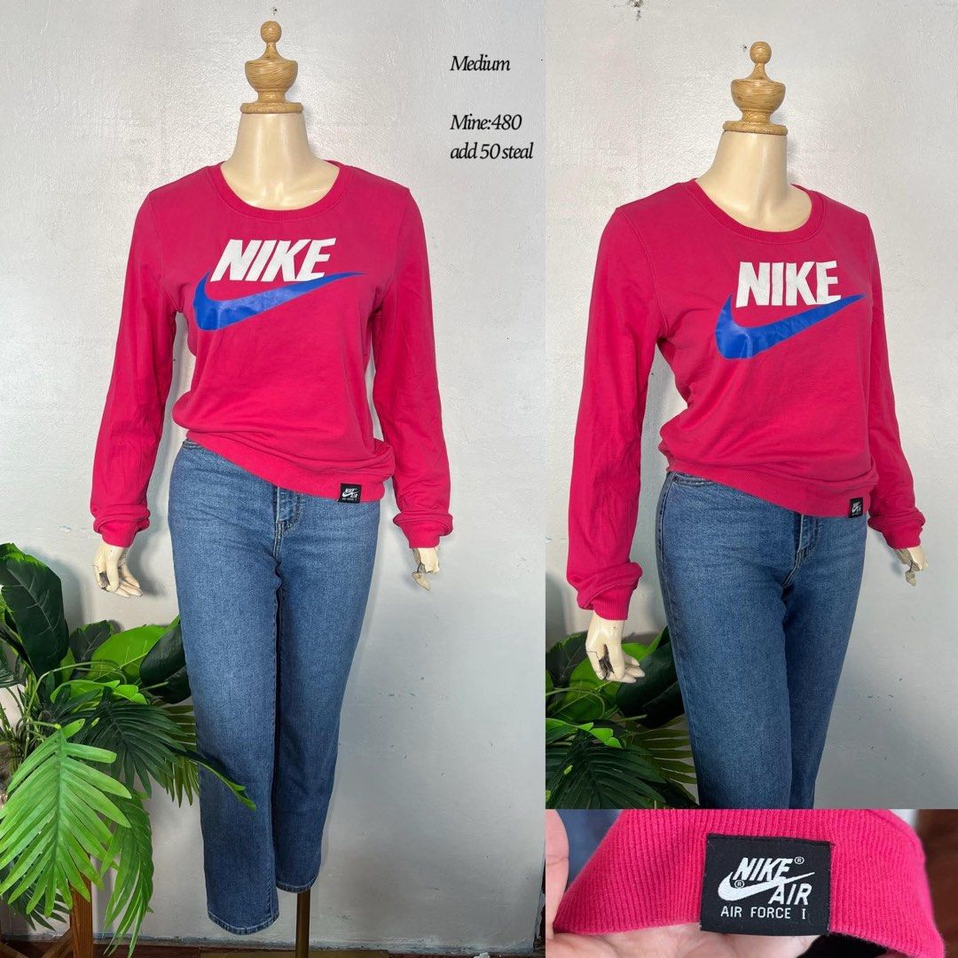Nike pullover s/m (sale280d) (Category: Coats, Jackets and Outerwear) located in Baguio. Submitted by affordaprice_2600baguio (Listing ID 1469080689, Image 1). Description: .