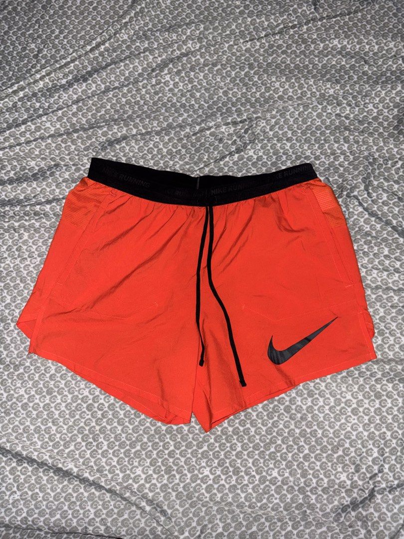 Nike running (Category: Activewear) located in Sagay. Submitted by saintdart6122 (Listing ID 1469067009, Image 1). Description: Nike running Excellent condition Minimal print issue if maselan ka. Overall as new pa Large on tag .