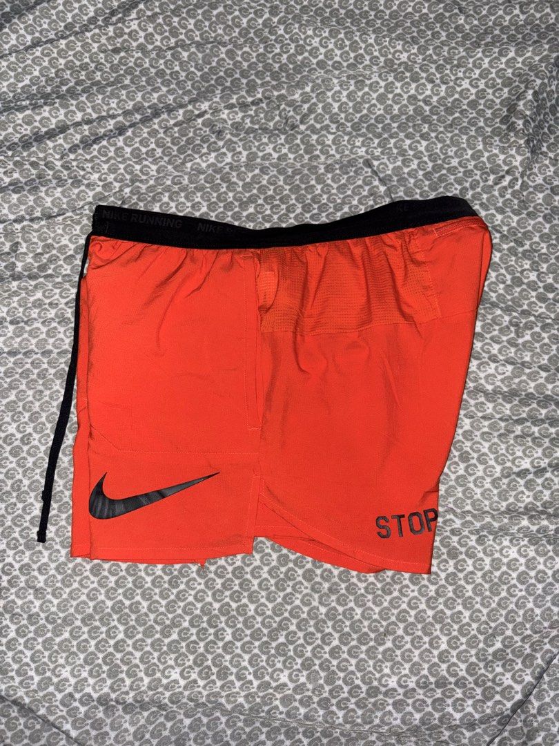 Nike running (Category: Activewear) located in Sagay. Submitted by saintdart6122 (Listing ID 1469067009, Image 2). Description: Nike running Excellent condition Minimal print issue if maselan ka. Overall as new pa Large on tag .