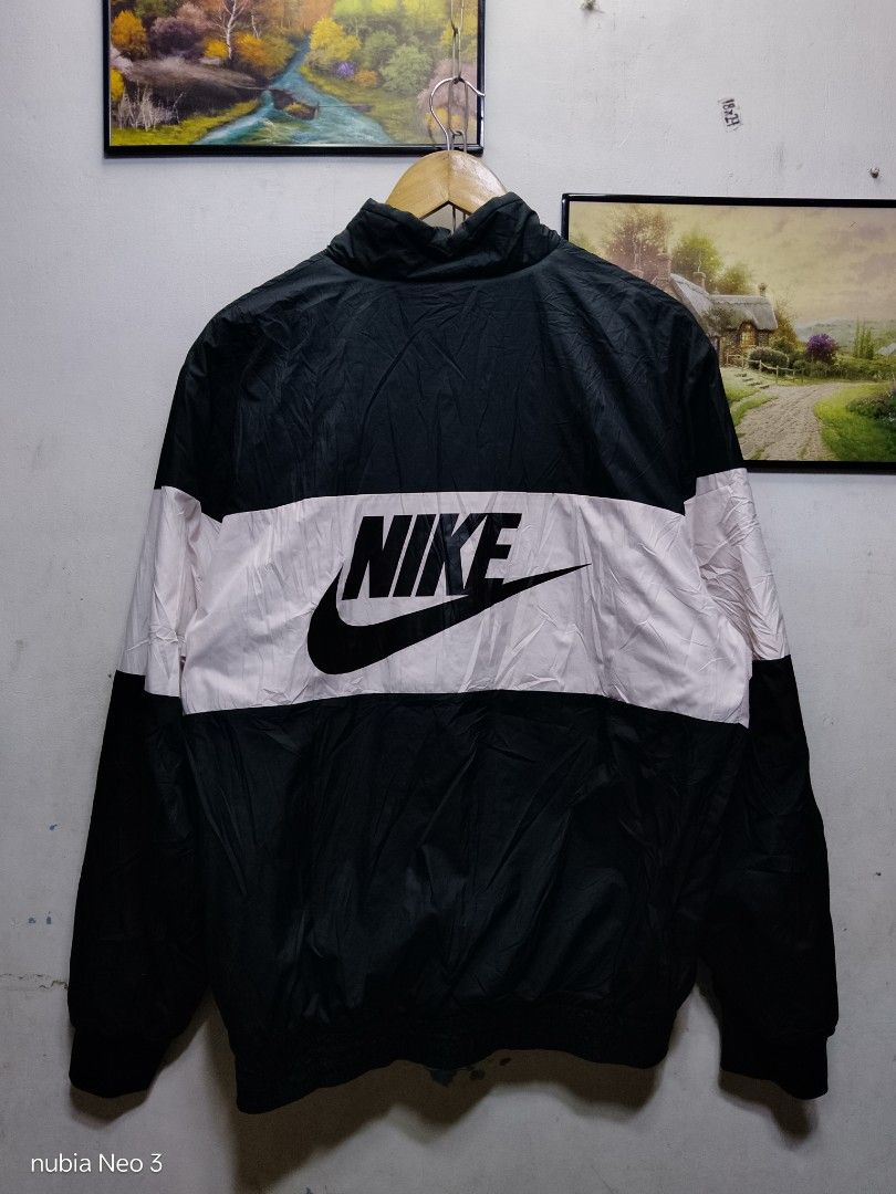 nike semi puffer jacket (Category: Coats, Jackets and Outerwear) located in Valenzuela. Submitted by joshwrldselection (Listing ID 1469106959, Image 2). Description: large - xl very good condition slightly pinky color on white part thrift..