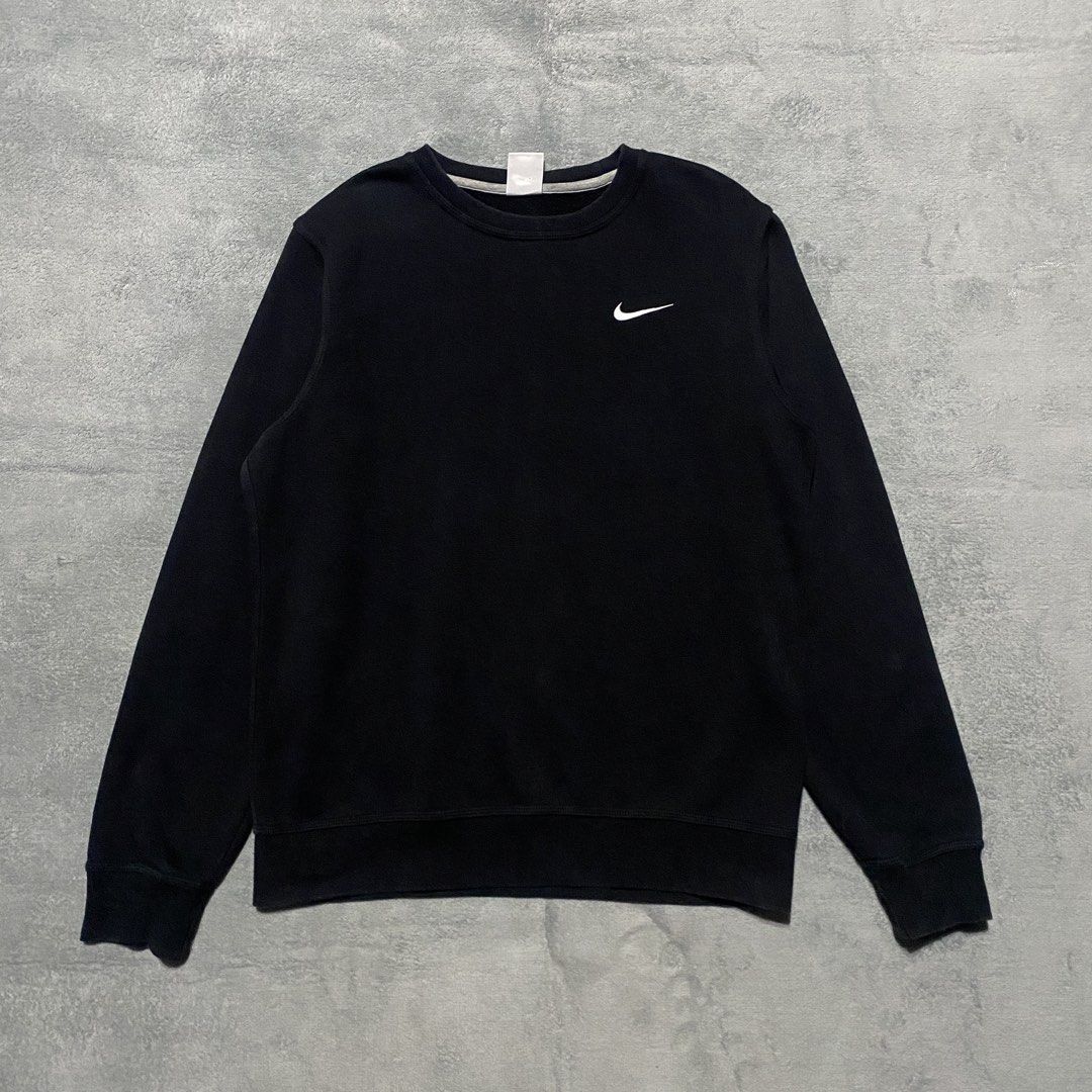 Nike Sideswoosh Pullover (Category: Hoodies) located in Cavite. Submitted by kali_galleria (Listing ID 1468936624, Image 2). Description: Available 🏷️ Nike Side-swoosh Sweater • Excellent Condition: 9.7 • Color rate: 9.7 • Width: 21 • Length: 27 • Best Fit: M-L • Issue: 🏷️400 + SF “Thrift with your fingertip👆🏼”.