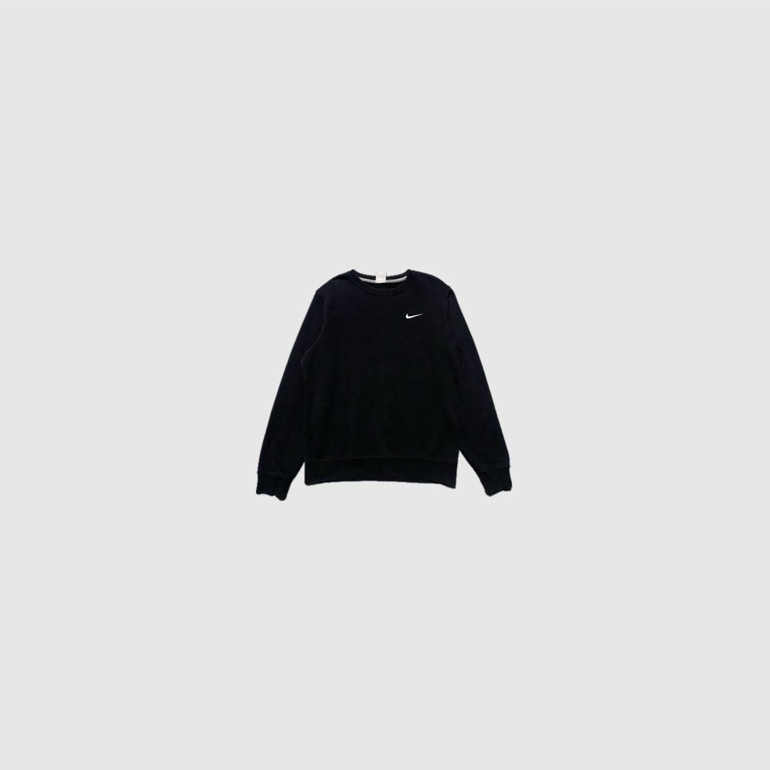 Nike Sideswoosh Pullover (Category: Hoodies) located in Cavite. Submitted by kali_galleria (Listing ID 1468936624, Image 1). Description: Available 🏷️ Nike Side-swoosh Sweater • Excellent Condition: 9.7 • Color rate: 9.7 • Width: 21 • Length: 27 • Best Fit: M-L • Issue: 🏷️400 + SF “Thrift with your fingertip👆🏼”.
