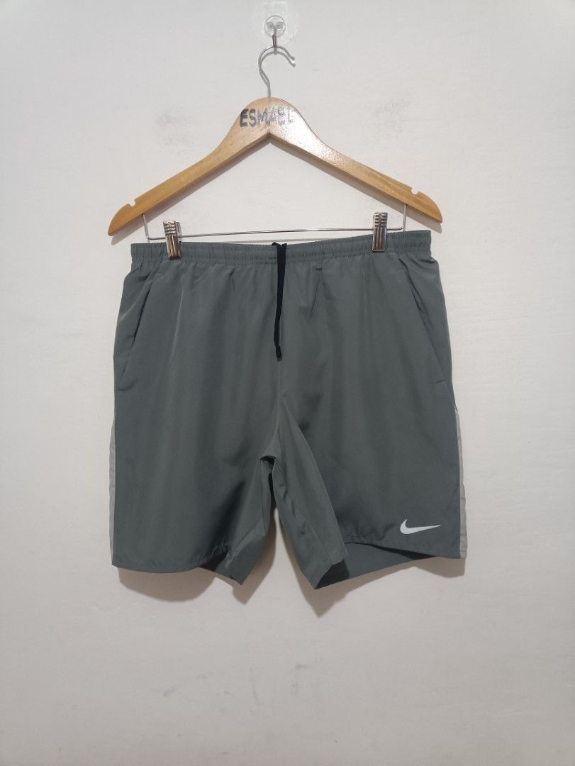 NIKE SPORTSWEAR (Category: Activewear) located in Calbayog City. Submitted by tetoysthrift89 (Listing ID 1469053399, Image 2). Description: NIKE DRIFIT SPORT SHORT (WITH INNER BRIEF) AS NEW WIDTH 30-34 STRETCH LENGTH 17 10/10 NO ISSUE.