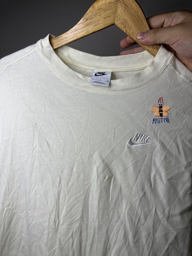 NIKE SWOOSH (Category: Tshirts & Polo Shirts ) located in Molave. Submitted by thriftmate13 (Listing ID 1468992439, Image 2). Description: .