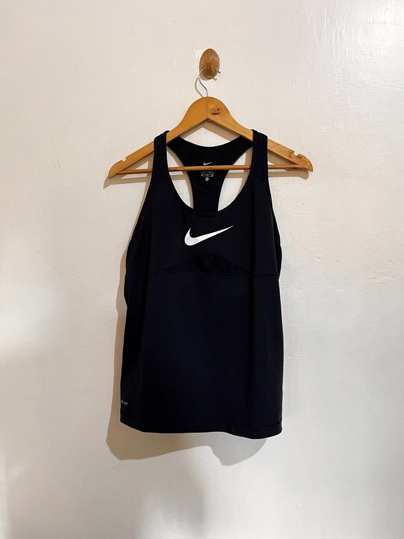 NIKE TANK TOP (Category: Activewear) located in Sagay. Submitted by jan_arvene (Listing ID 1469030630, Image 2). Description: 📌 Nike wmns tank top 25” length 18” width Good condition and color rate No issues Mine : 350 Plus sf Pm.