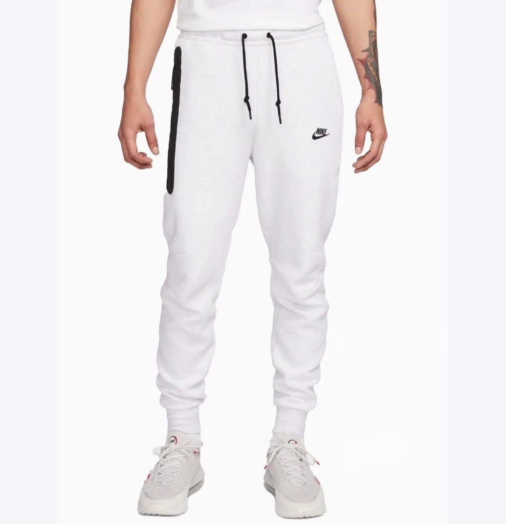 Nike Tech Fleece Sweat pants for Men (Category: Joggers) located in Pagadian. Submitted by angelcanzado (Listing ID 1468988772, Image 2). Description: Nike Tech Fleece Sweat pants for Men Excellent Condition Complete Tags No crack print XL on Tag Dimes: W 34 - 36 x L 40 inches.