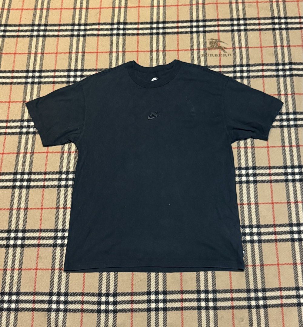 Nike Tshirt (Category: Tshirts & Polo Shirts ) located in Cavite. Submitted by markjoseph24866 (Listing ID 1468973289, Image 1). Description: .