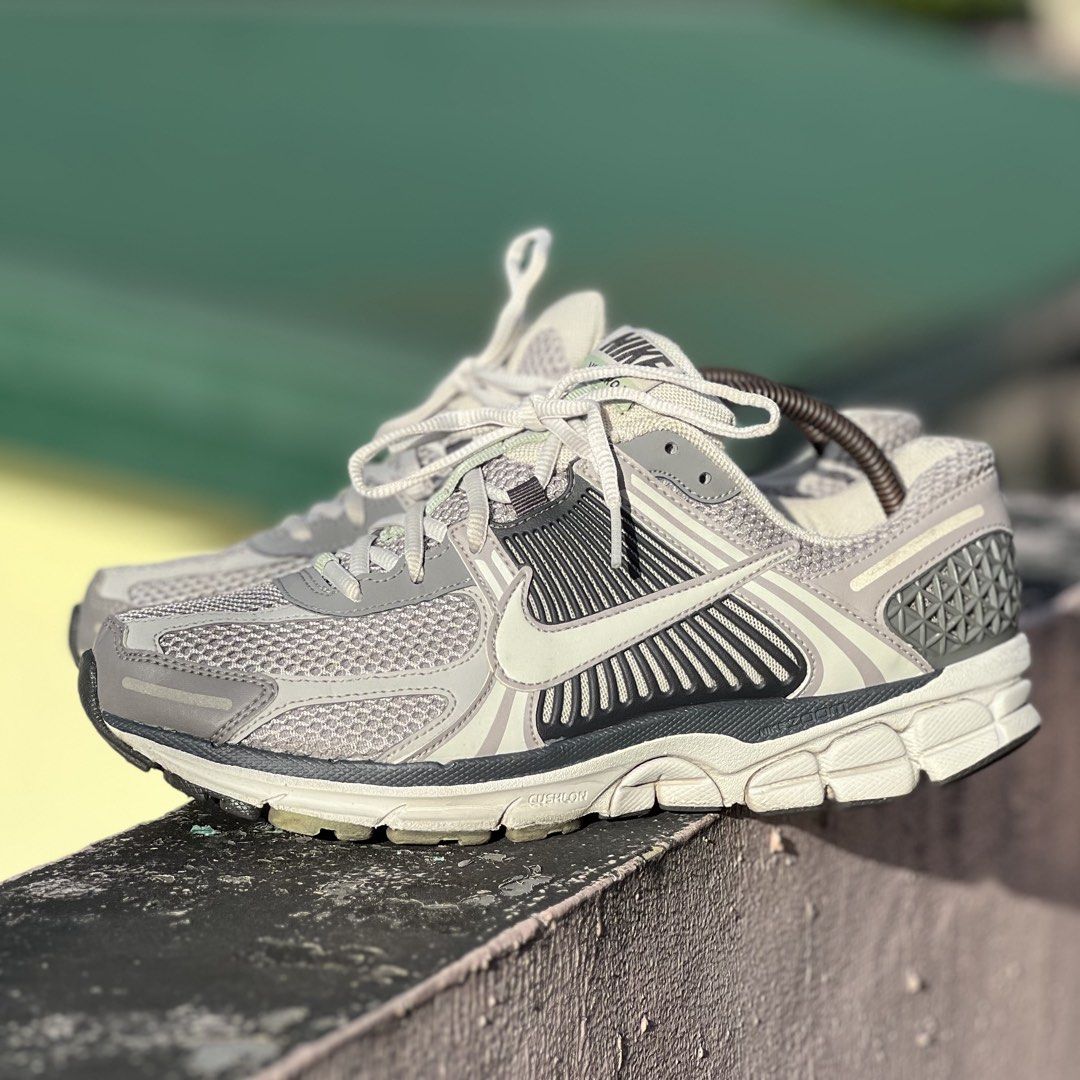 Nike vomero 5 “ cobblestone “ (Category: Sneakers) located in Quezon City. Submitted by store_4_all_season (Listing ID 1469040021, Image 3). Description: Size 9.5 us mens Used - very good condition 📩📩📩.