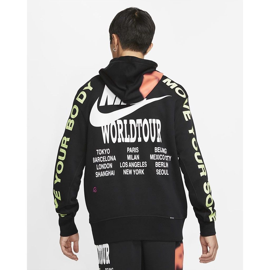 NIKE WORLD TOUR HOODIE (Category: Activewear) located in Cebu City. Submitted by kevinthrift (Listing ID 1468963750, Image 1). Description: NIKE WORLDTOUR HOODIE Excellent Condition Size:Large on tag Dimes: Length 28 | Width 23 Color rate: 9/10 -Issue last 2 picture -Need wash.