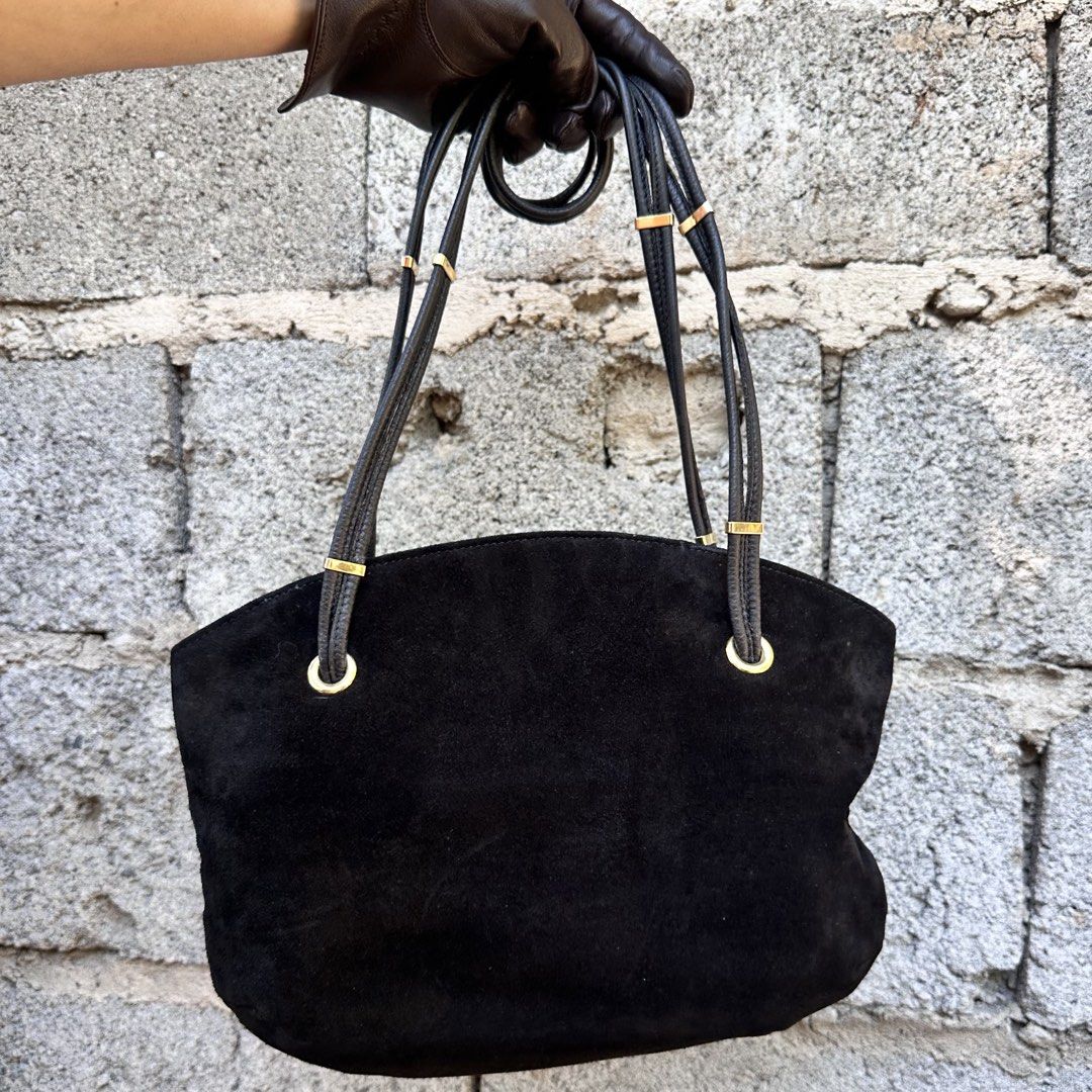 NINA RICCI SUEDE LONG STRAP TOTE. (Category: Tote Bags) located in Cagayan de Oro. Submitted by kjcartier26 (Listing ID 1468994624, Image 2). Description: Authentic, Like new, Flawless. 🇯🇵✨ - Clean inside/outside - Working zippers - Good corners.