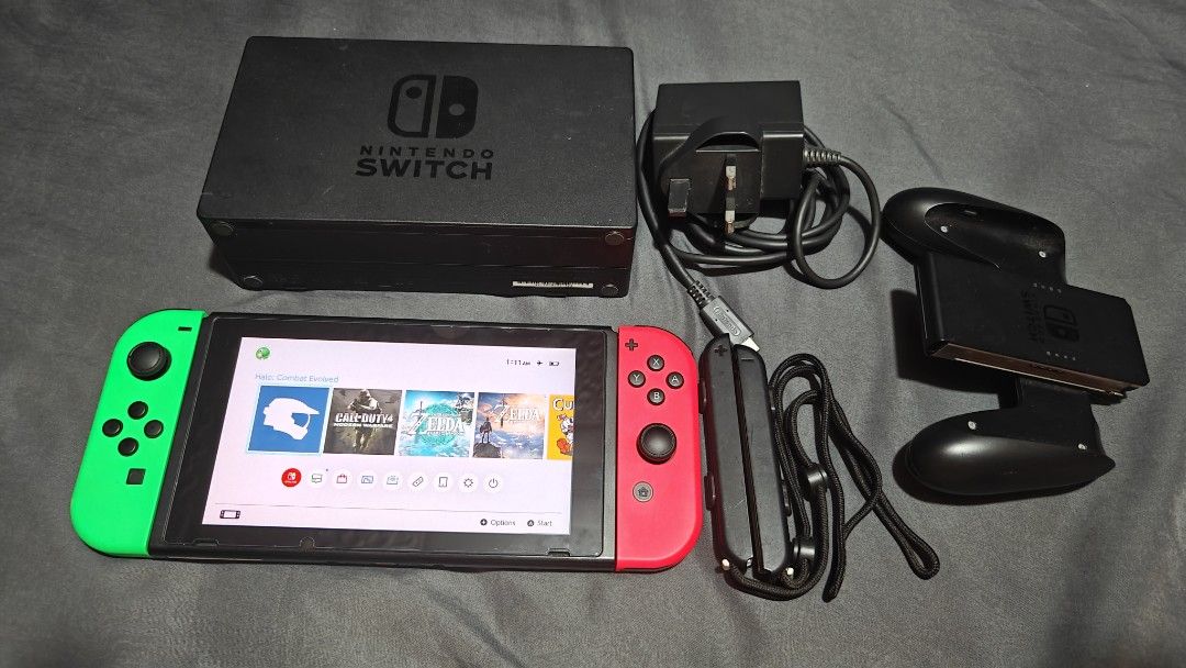 Nintendo Switch V1 Jailbreak (Category: Nintendo) located in Makati City. Submitted by dewthemove07154 (Listing ID 1468957396, Image 1). Description: nintendo Switch V1 jailbreak 128gb sd card dualboot with screen protector no box and hdmi meet up location makati/taguig.