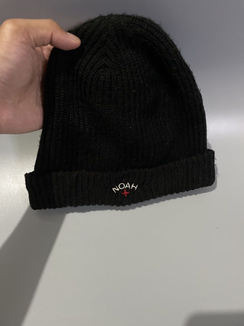Noah Core Logo Beanie in Black (Category: Beanies) located in Bocaue. Submitted by mosthighcollective (Listing ID 1469119983, Image 3). Description: Noah Core Logo Beanie in Black One size Fit All Good as new condition No issue 1000 only Dm me to purchase 📥.