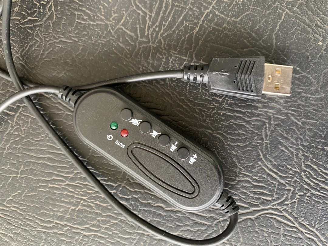 Noise Cancellation Headset (Category: Headphones & Headsets) located in Tarlac. Submitted by abborns (Listing ID 1468962768, Image 2). Description: Spare headphones, I only tested it to see if it is really working.. This is a noise cancellation headset good to use for WFH peps. Shipping NATIONWIDE via J&T or LBC Payment First NO COD LOC: Tarlac City.