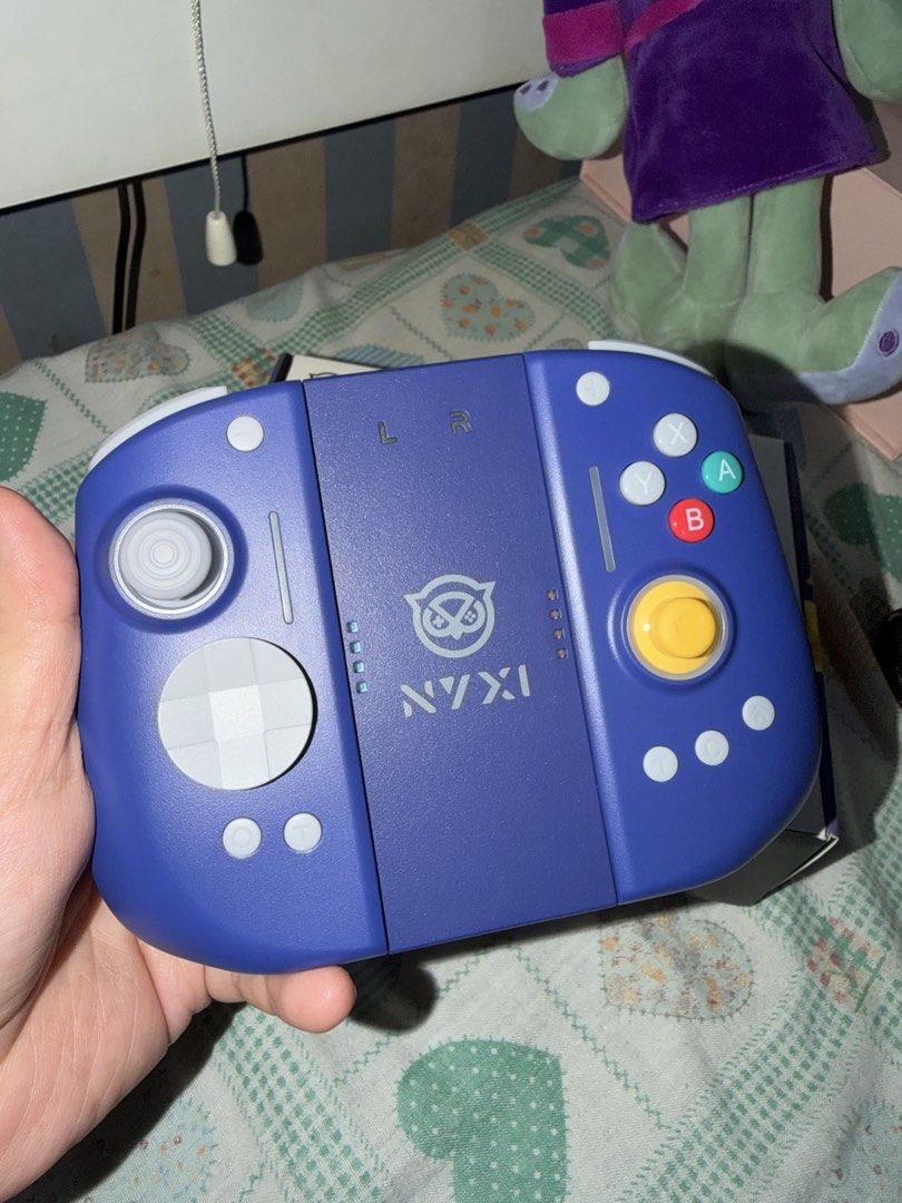 NYXI Hyperion 3 Magnetic Split Controller for Switch 2 (Category: Controllers) located in Binan City. Submitted by cj_gloria (Listing ID 1469069088, Image 2). Description: Bought in Datablitz (10/18/2026) with receipt RFS: too big for my hands :( Can do meetups in BGC tomorrow (10/20/26) Location: Biñan, Laguna Payment Method: E-wallet / bank transfer.