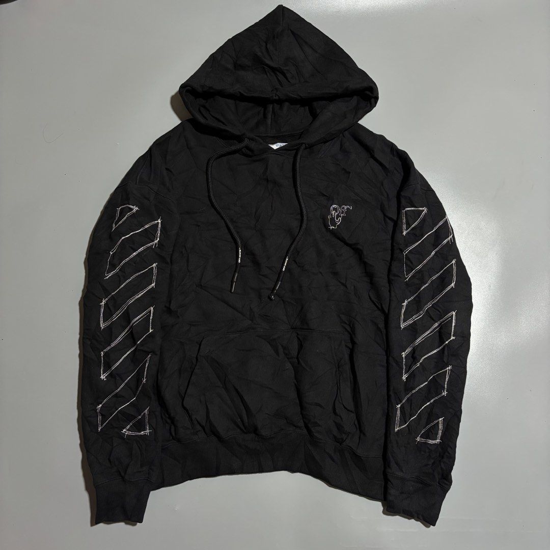 Off White Hooded Jacket (Category: Coats, Jackets and Outerwear) located in Bacolod City. Submitted by Hanap_ukay (Listing ID 1469101106, Image 1). Description: WTS♻️ OFF WHITE HOODED JACKET Size: XL 26/28.5 Excellent 9.5/10 Color Rate No Issue 1,800.