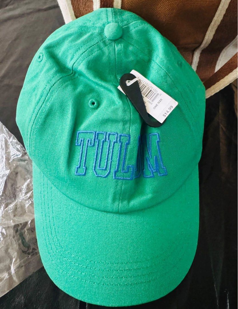 Old navy cap (Category: Caps & Hats) located in Tarlac. Submitted by kai.0621 (Listing ID 1469055336, Image 1). Description: .
