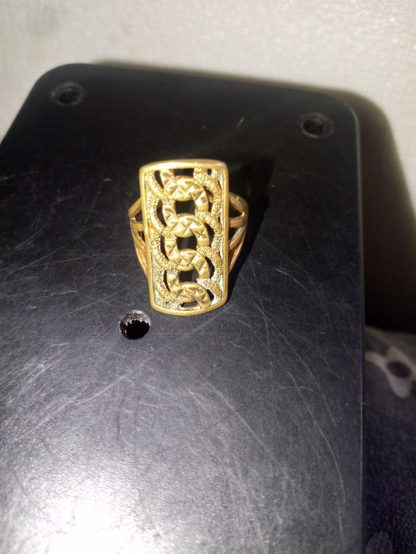 OLD RING FOR SALE (Category: Vintage Collectibles) located in Cebu City. Submitted by paulhalms73 (Listing ID 1468998614, Image 2). Description: old vintage ring for sale.
