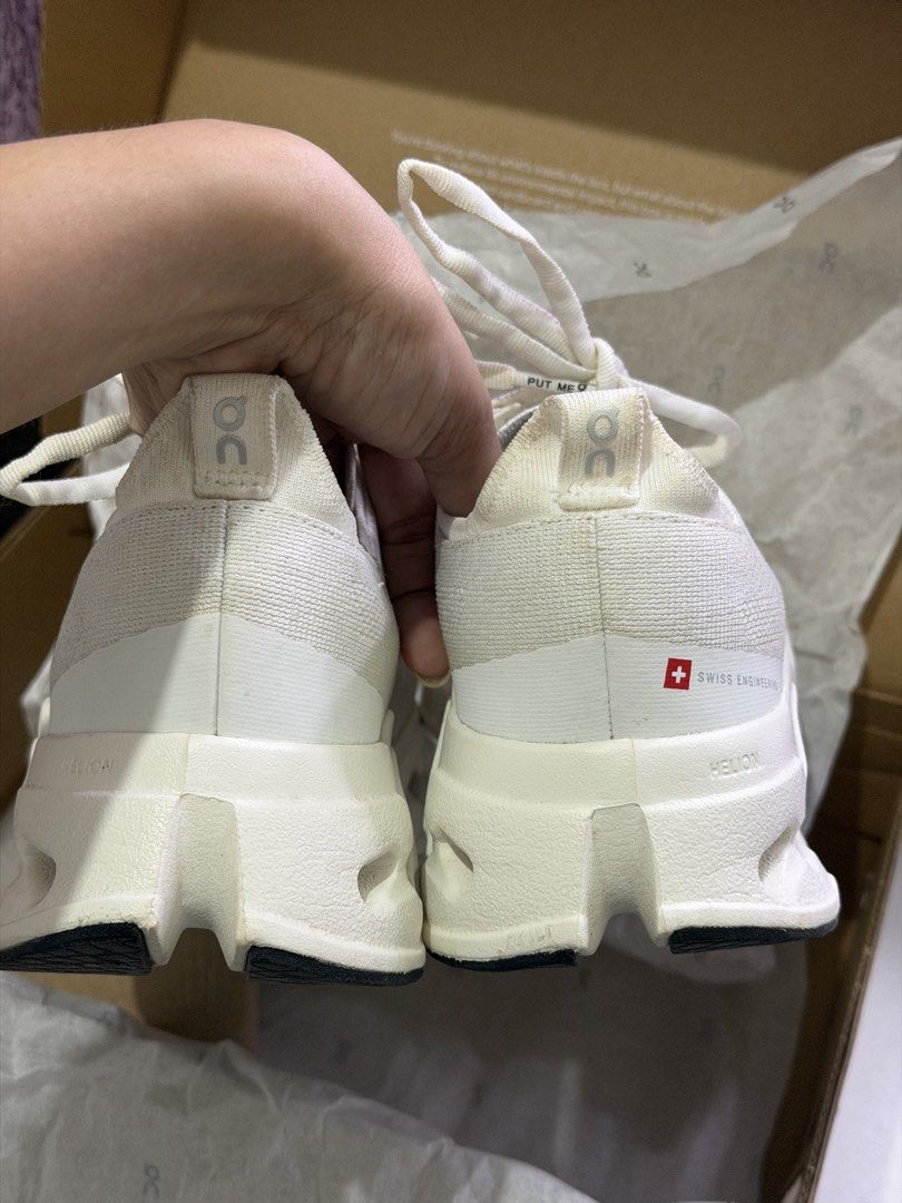 On Cloud Surfer Max (White) (Category: Sneakers) located in Davao. Submitted by glydelleprgy (Listing ID 1469099744, Image 2). Description: ORIGINAL/AUTHENTIC 5k only super sulit 🥹 free sf US 8W Bought via ON website for 10,290 Purchased last Dec. Used only 2 times (naka focus na sa pickleball) No damage; needs minimal cleaning lang. Still in pristine condition 🫶🏻 Negotiable sa sure buyer. .