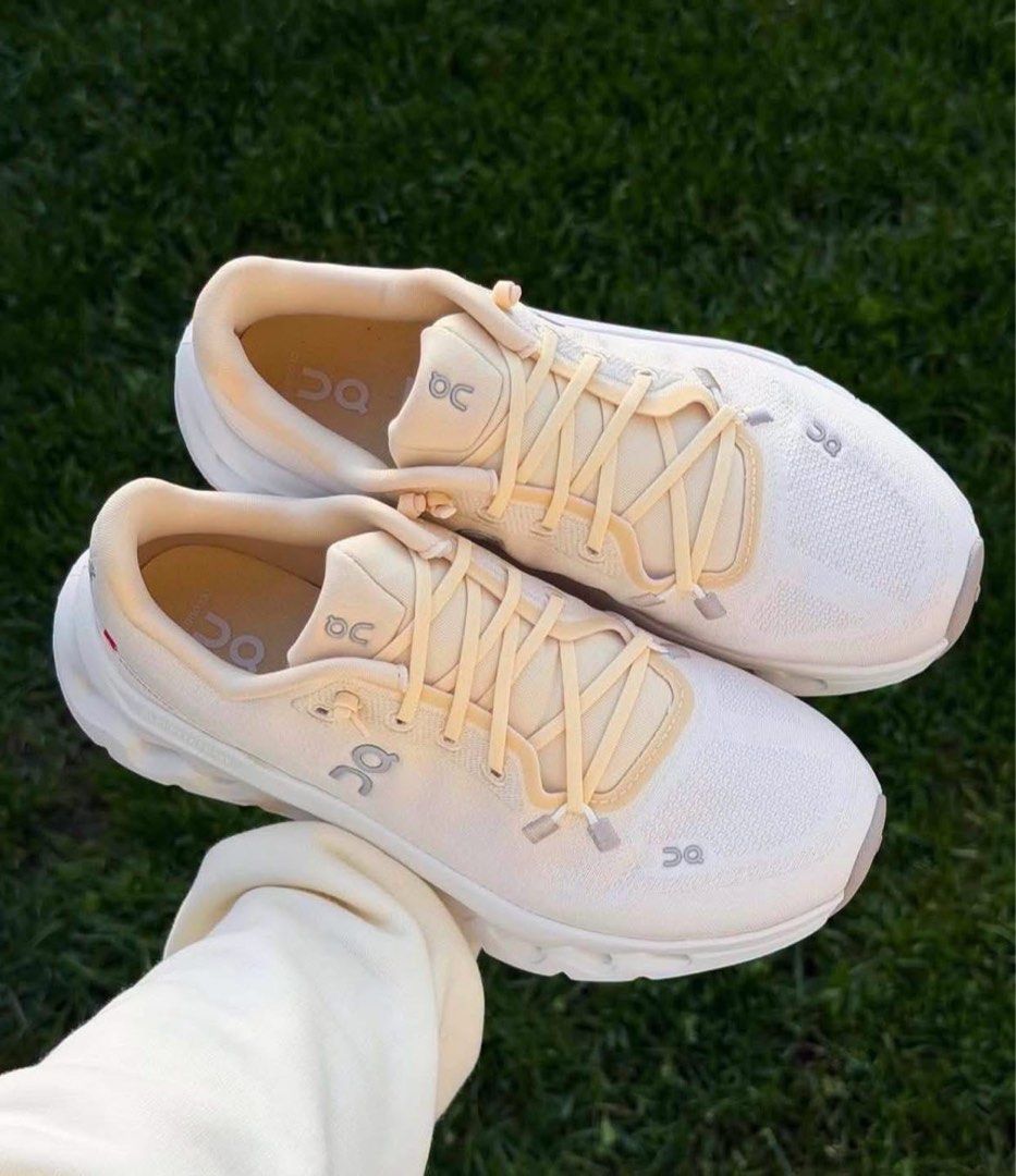 On Cloudtilt ‘Sand Dew’ (Category: Sneakers) located in Manila. Submitted by collectorfinds (Listing ID 1468975992, Image 2). Description: “EARTH TONE CALM. EFFORTLESS MOTION.”🔥✨ On Cloudtilt ‘Sand Dew’ Men’s US Size 12 ❌ Before ₱ 11,895 ✅ NOW ₱ 8,985 ONLY 📩 PM us to purchase 📍2nd Floor, 317 Fernando Poe Jr Ave . Quezon City. Right above Yamaha near LRT 1 - Roosevelt Station. 📈 Prices subject to change without notice.
