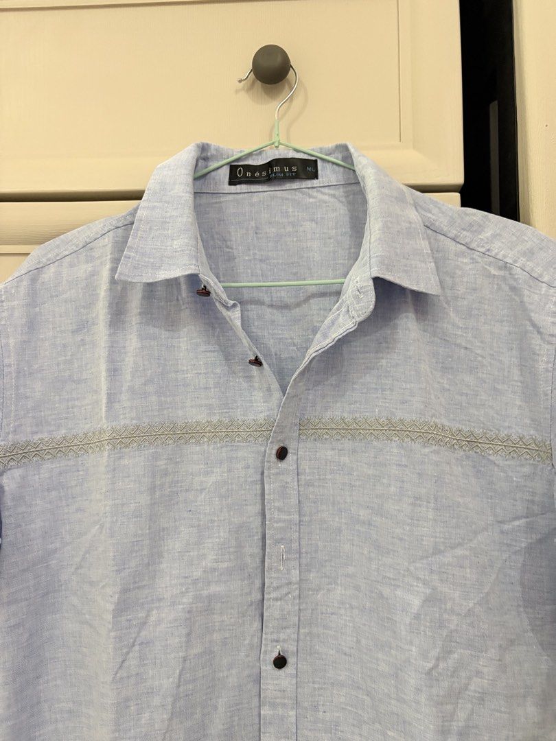 Onesimus Polo Barong Top (Category: Formal Shirts) located in Bulacan. Submitted by _bythepetitecollective (Listing ID 1469015836, Image 2). Description: Slim Fit Polo Barong .