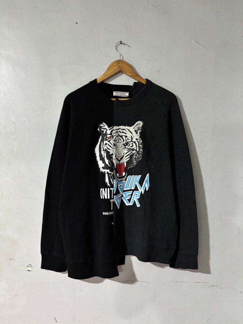 ONITSUKA TIGER CREWNECK (Category: Coats, Jackets and Outerwear) located in Pasay City. Submitted by turthrift (Listing ID 1469040989, Image 1). Description: W24 L27.
