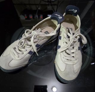 (Category: ) located in . Submitted by lmclosetcleanout (Listing ID 1469161524, Image 1). Description: .
