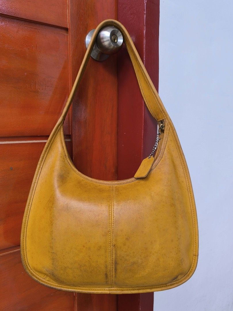 Original Coach Vintage Ergo (Category: Luxury Bags & Wallets) located in Quezon City. Submitted by sherockxx (Listing ID 1468971786, Image 2). Description: Great for collectors.Medium size. Smells good. Cleaned and conditioned inside and out..