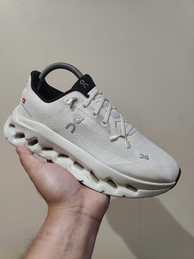 Original On Cloud - Cloudtilt Pearl | Ice (Category: Sneakers) located in Manila. Submitted by goodstuffs2find (Listing ID 1469066216, Image 1). Description: WTS Original Cloudtilt Pearl | Ice Selling only for P6000 Mall Price around P10500+++ US 7 Womens In excellent condi pwede sa maarte No box No issue Location Paranaque.