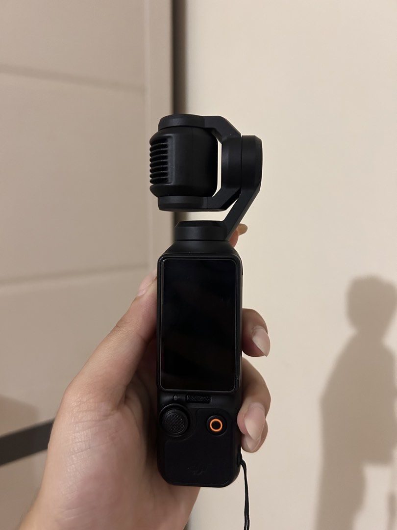 Osmo pocket 3 (Category: Cameras) located in Rizal. Submitted by anabalmes (Listing ID 1468931013, Image 1). Description: negotiable.