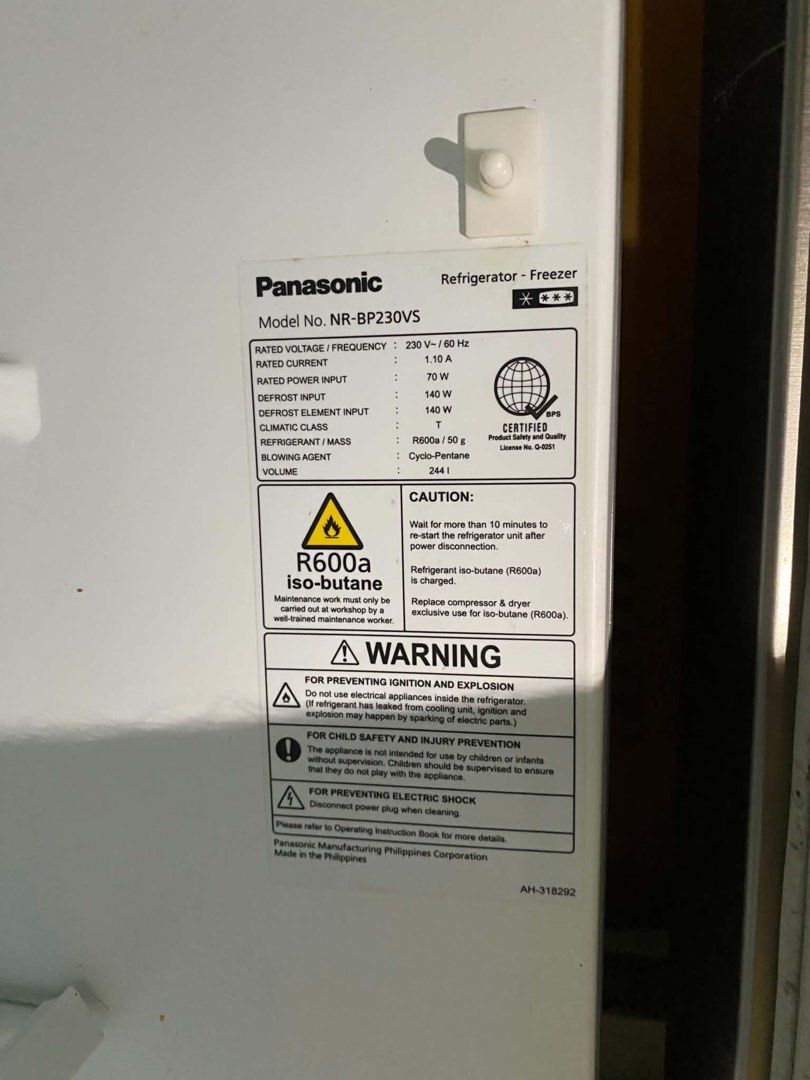 Panasonic NR-BP230VS Two-Door Refrigerator (Category: Refrigerators and Freezers) located in Balagtas. Submitted by gabb4473 (Listing ID 1469013502, Image 2). Description: Panasonic NR-BP230VS 8.0ft 2Door No Frost Inverter type Retail price ₱21+ selling for ₱12,500!!! No issue, wala pang one year simula pagka bili RFS declut Location Navotas Pickup or Lalamove.