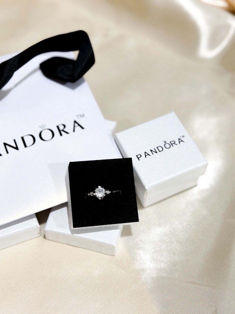 💍(2)HIGH QUALITY- PANDORA INSPIRED RINGS💍 (Category: Rings) located in Caloocan City. Submitted by shairapretty (Listing ID 1469101477, Image 3). Description: adjustable with box and paper bag perfect for gifts🙌🏻😍.