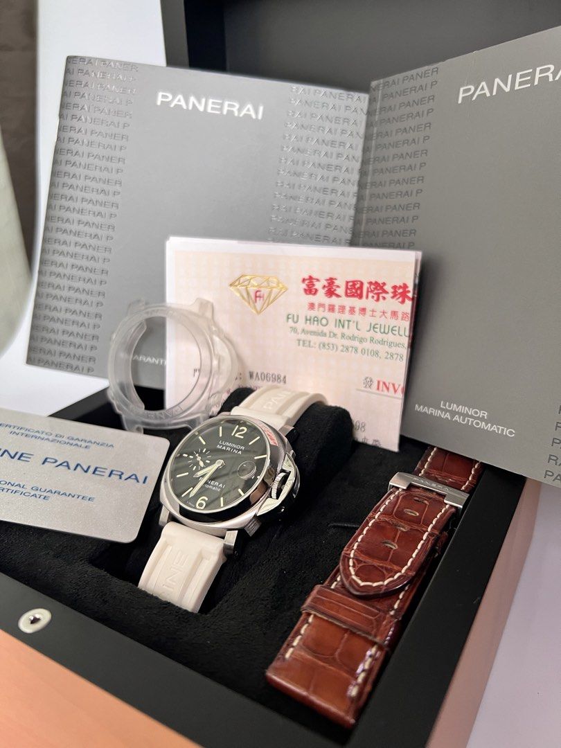 Panerai 048 (Category: Luxury Watches) located in Paranaque City. Submitted by ella.sb (Listing ID 1469036765, Image 3). Description: Panerai 048 automatic 40mm Complete set. .