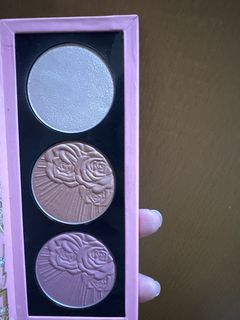 （分類：）位於 。 由 ststststst1122 提交（商品編號 1469104298，圖片 1）。簡介： 。