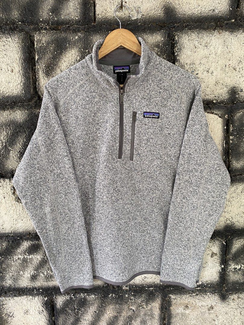Patagonia Quarterzip Logo Patch Sweater (Category: Coats, Jackets and Outerwear) located in Villaverde. Submitted by theluxurythrift.ph (Listing ID 1468972183, Image 1). Description: Wts Patagonia Size Medium on Tag W 23 Inch L 27 Inch Excellent Condition No Flaws 2499 + Sf.
