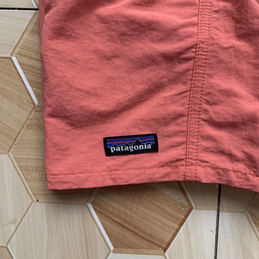 Patagonia Women Short❗️ (Category: Shorts) located in Cebu City. Submitted by darrylopon12219 (Listing ID 1469028061, Image 3). Description: Orig💯 As New Condition No Issue Size Xs Color Rate:9.9/10 Dimes:W26-30 L12 Leghole 12 -Need Wash 📍 CONSOLACION, CEBU ‎🚚 ship via J&T ‎DM NOW📩.