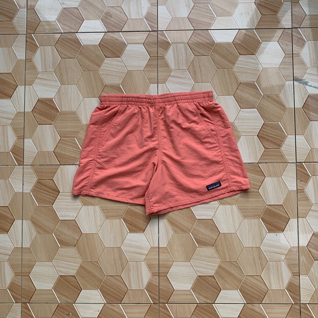 Patagonia Women Short❗️ (Category: Shorts) located in Cebu City. Submitted by darrylopon12219 (Listing ID 1469028061, Image 1). Description: Orig💯 As New Condition No Issue Size Xs Color Rate:9.9/10 Dimes:W26-30 L12 Leghole 12 -Need Wash 📍 CONSOLACION, CEBU ‎🚚 ship via J&T ‎DM NOW📩.
