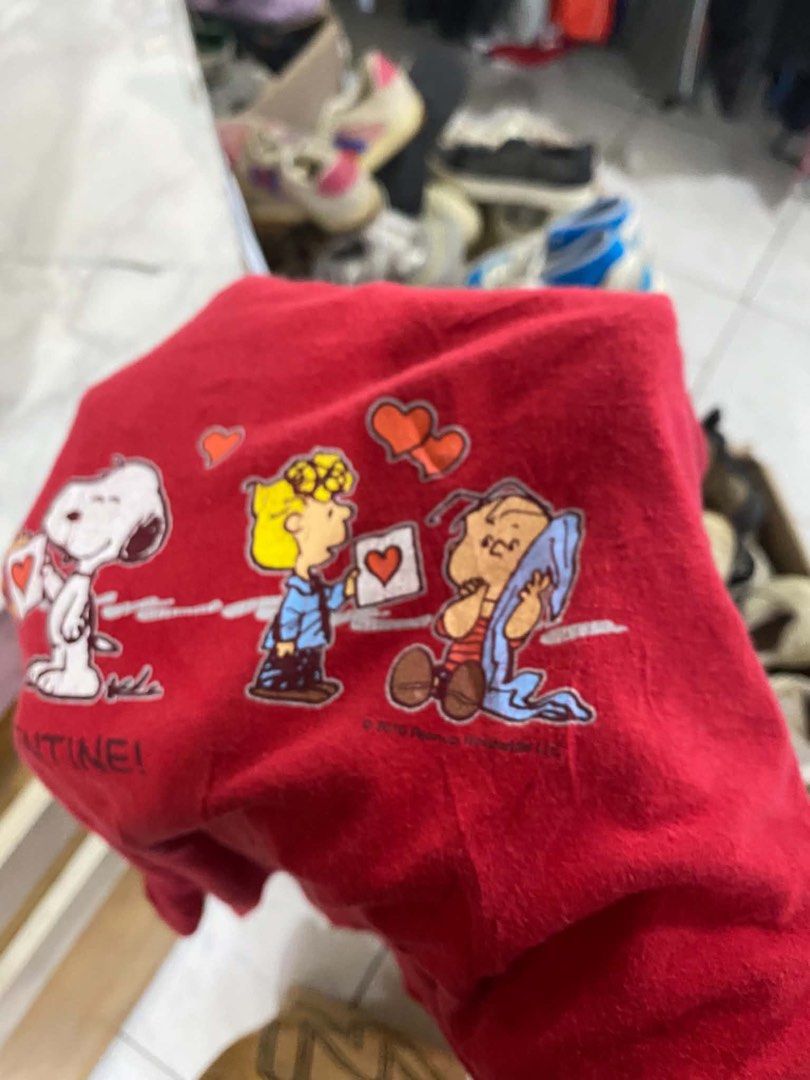 peanut dated 2010 (Category: Tshirts & Polo Shirts ) located in Bacolod City. Submitted by gatouzo (Listing ID 1469072407, Image 2). Description: peanut dated 2010/official peanut tag large on tag free miller lite fotl xl on tag.