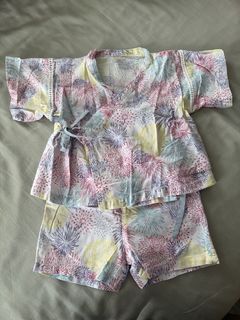 (Category: ) located in . Submitted by 17thfinds (Listing ID 1468962165, Image 1). Description: .