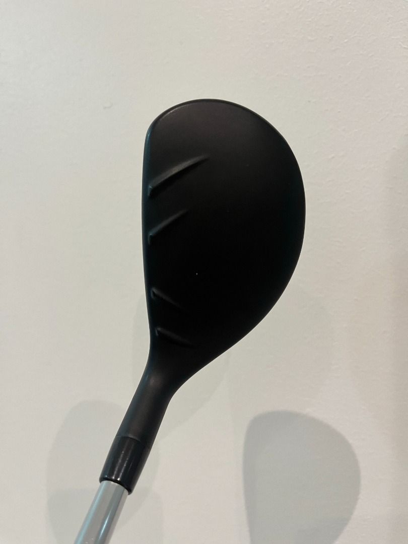 PING G U3 Hybrid / Utility Club (19°) (Category: Golf) located in Makati City. Submitted by digitechoffice_ar (Listing ID 1468999449, Image 3). Description: Utility :PING G U3 Loft Angle: 19 Shaft: N.S.Pro 950GH S PING G series is famous for being one of the most forgiving, stable, and easiest-to-launch hybrid lines ever created. PING G U3 features a slightly larger, low-profile footprint. It is built with a tiered internal sole that maximizes ba