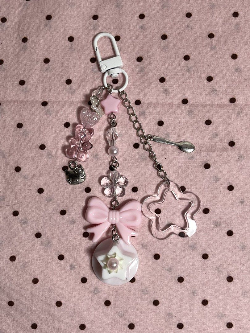 Pink Aesthetic Y2K Beaded Bag Charm Keychain (Category: Charms) located in Mariveles. Submitted by nahtmystyle (Listing ID 1468955609, Image 2). Description: These are handcrafted items, so please manage your expectations as some items may have minor imperfections💓 loc: bataan mop: gcash mod: jnt .