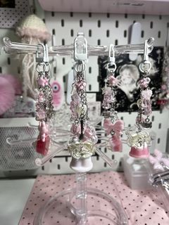 (Category: ) located in . Submitted by nahtmystyle (Listing ID 1468955609, Image 1). Description: .