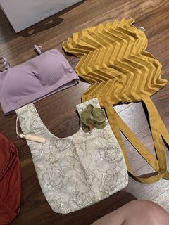 (Category: ) located in . Submitted by pepperythrift (Listing ID 1469033277, Image 1). Description: .