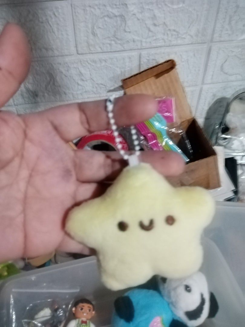 Plush toy (Category: Plushies & Soft Toys) located in Caloocan City. Submitted by 4kidsstore (Listing ID 1469113383, Image 1). Description: .