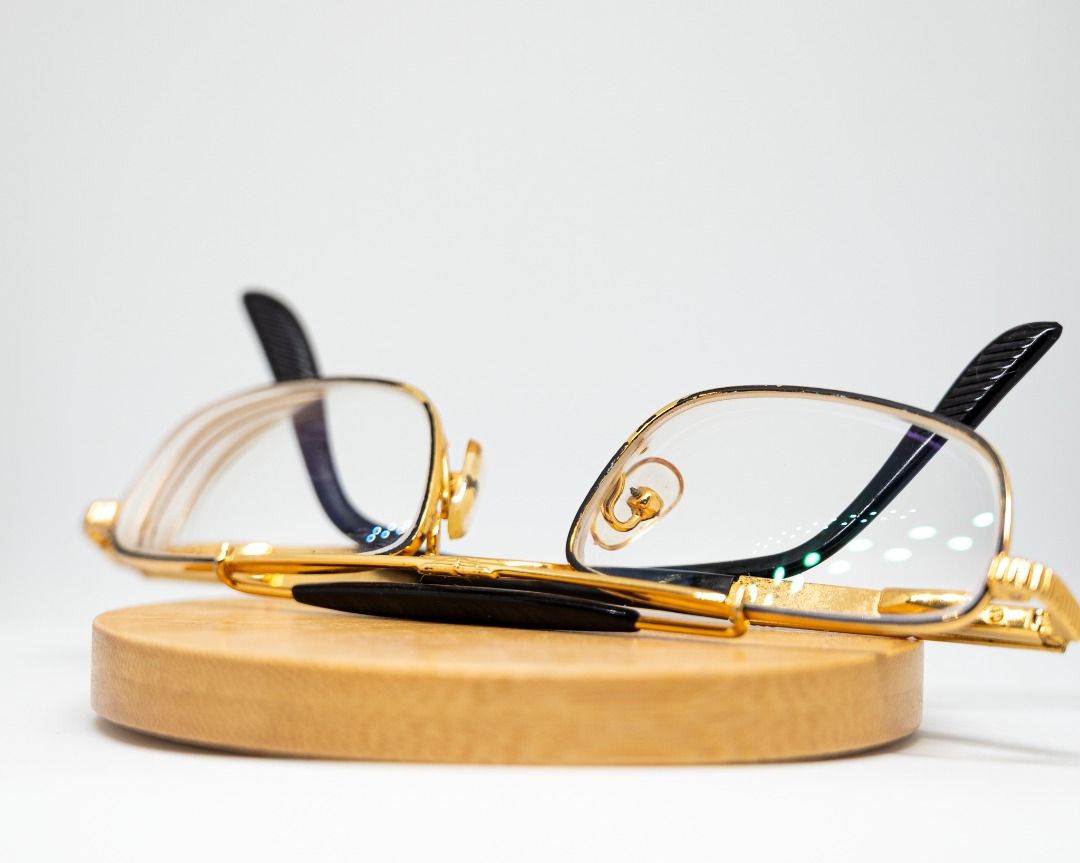 Police Eyeglass Frames (Category: Sunglasses & Eyewear) located in Las Pinas. Submitted by gabriel8732 (Listing ID 1469019229, Image 3). Description: Brand: Police Condition: Pre-owned Price: ₱3000 Please manage expectations when buying pre-owned items. May have normal signs of use; see photos for actual condition. Lenses are graded/prescription. Replacement of lenses is recommended upon purchase. Payment is via Gcash/bank transfer/cash Meetups i