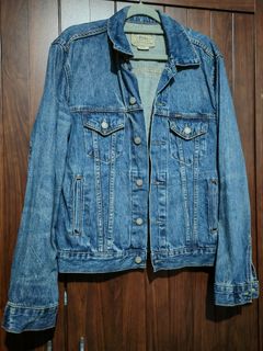 (Category: ) located in . Submitted by sashasarisarishoppe (Listing ID 1469013819, Image 1). Description: .