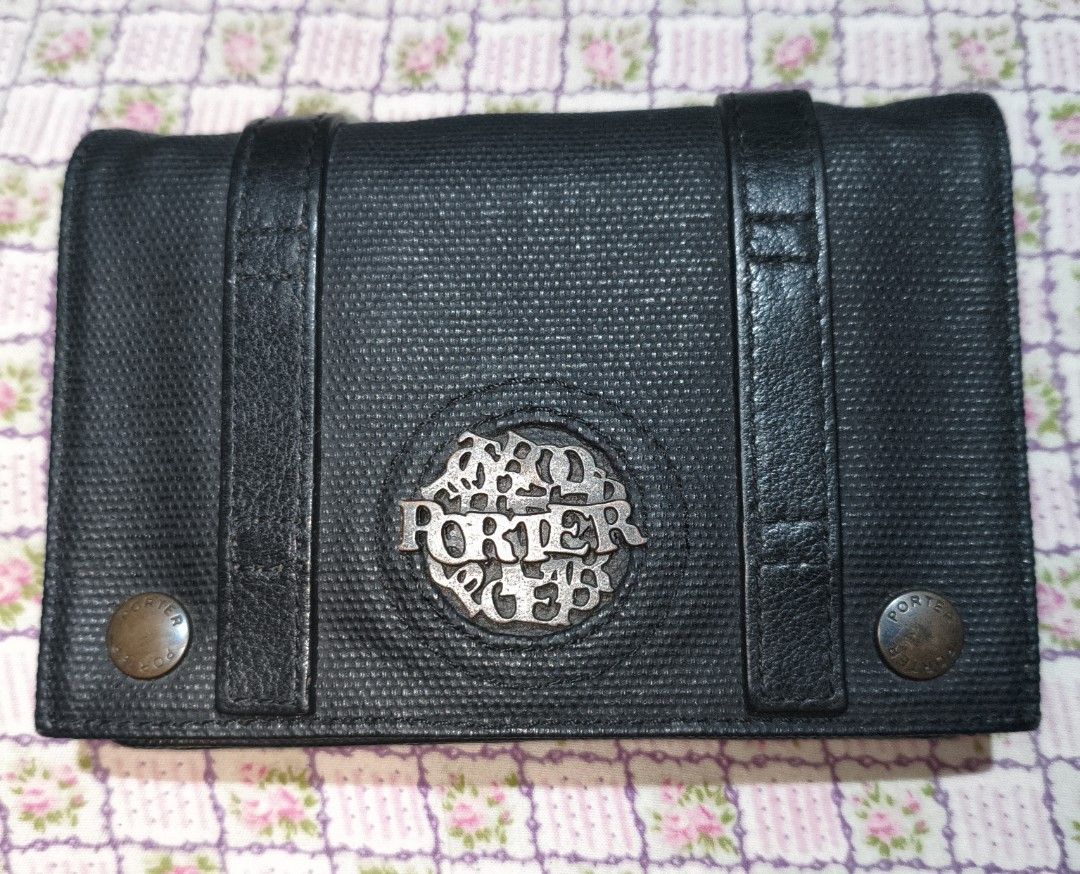 Porter wallet (Category: Wallets & Card Holders) located in Bulacan. Submitted by reyesjrern52549 (Listing ID 1469061667, Image 1). Description: excellent + ship.