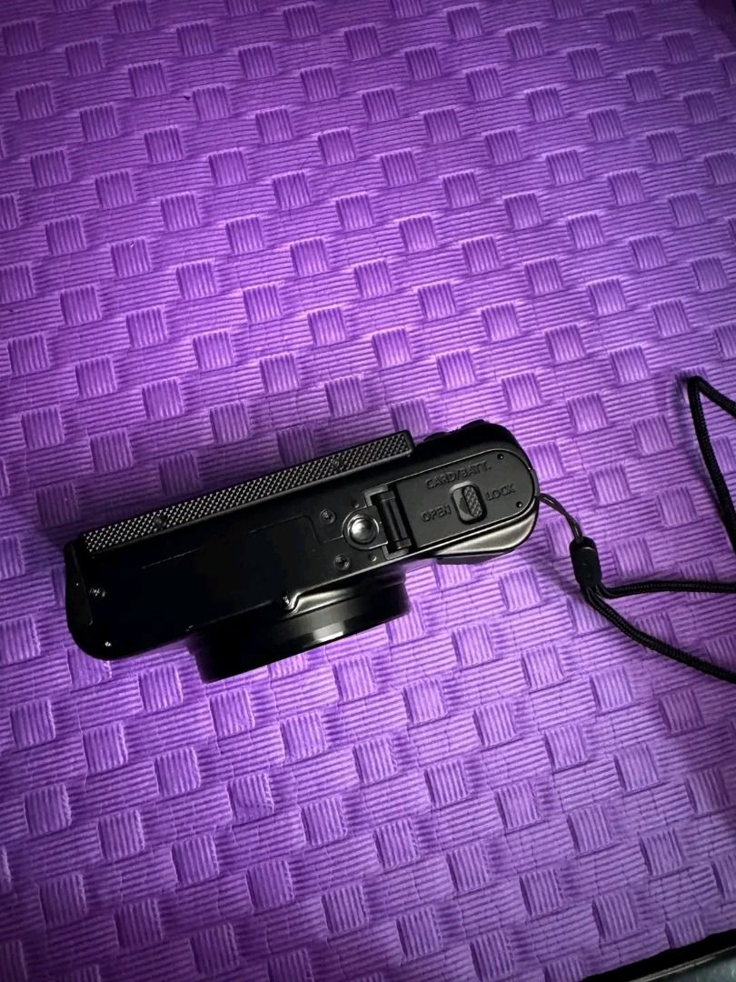 POWERSHOT SX740HS (Category: Cameras) located in Quezon City. Submitted by brightbird_87337e (Listing ID 1469148662, Image 2). Description: Powershot Sx740hs Complete inclusion No issue Original charger Original battery 32 gb micro sd .