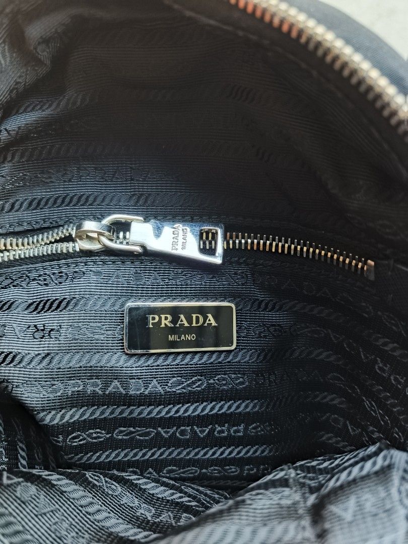 Prada tessuto backpack (Category: Announcements) located in Bugallon. Submitted by jeromepara00028 (Listing ID 1469160611, Image 3). Description: .